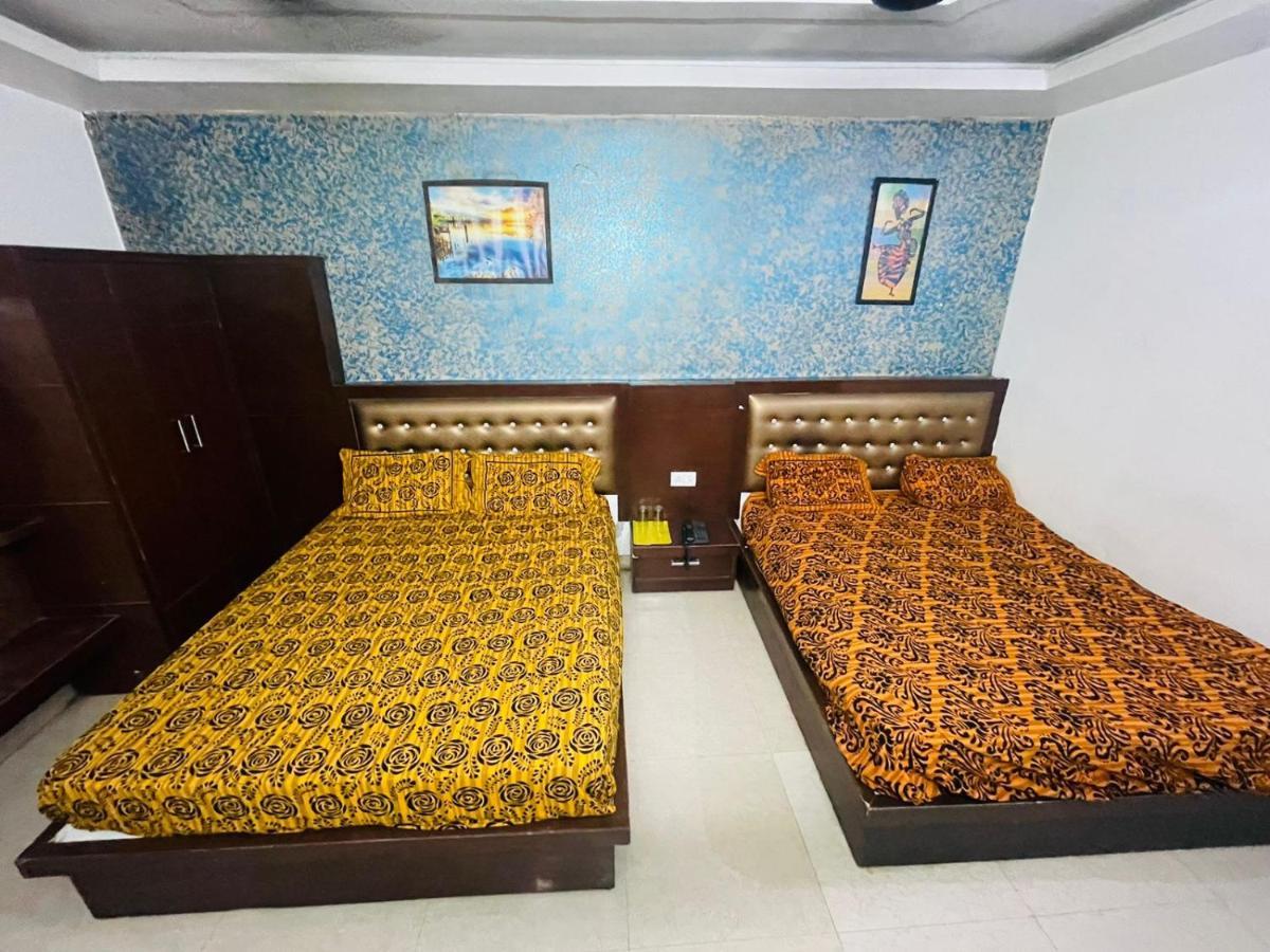 Blue Rose International, Family Hotel Agra  Kültér fotó
